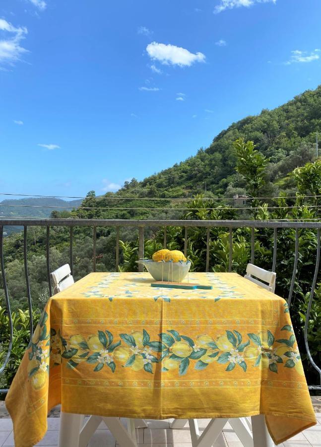 Le Case Della Lizza - Casa Gialla Levanto Exterior photo